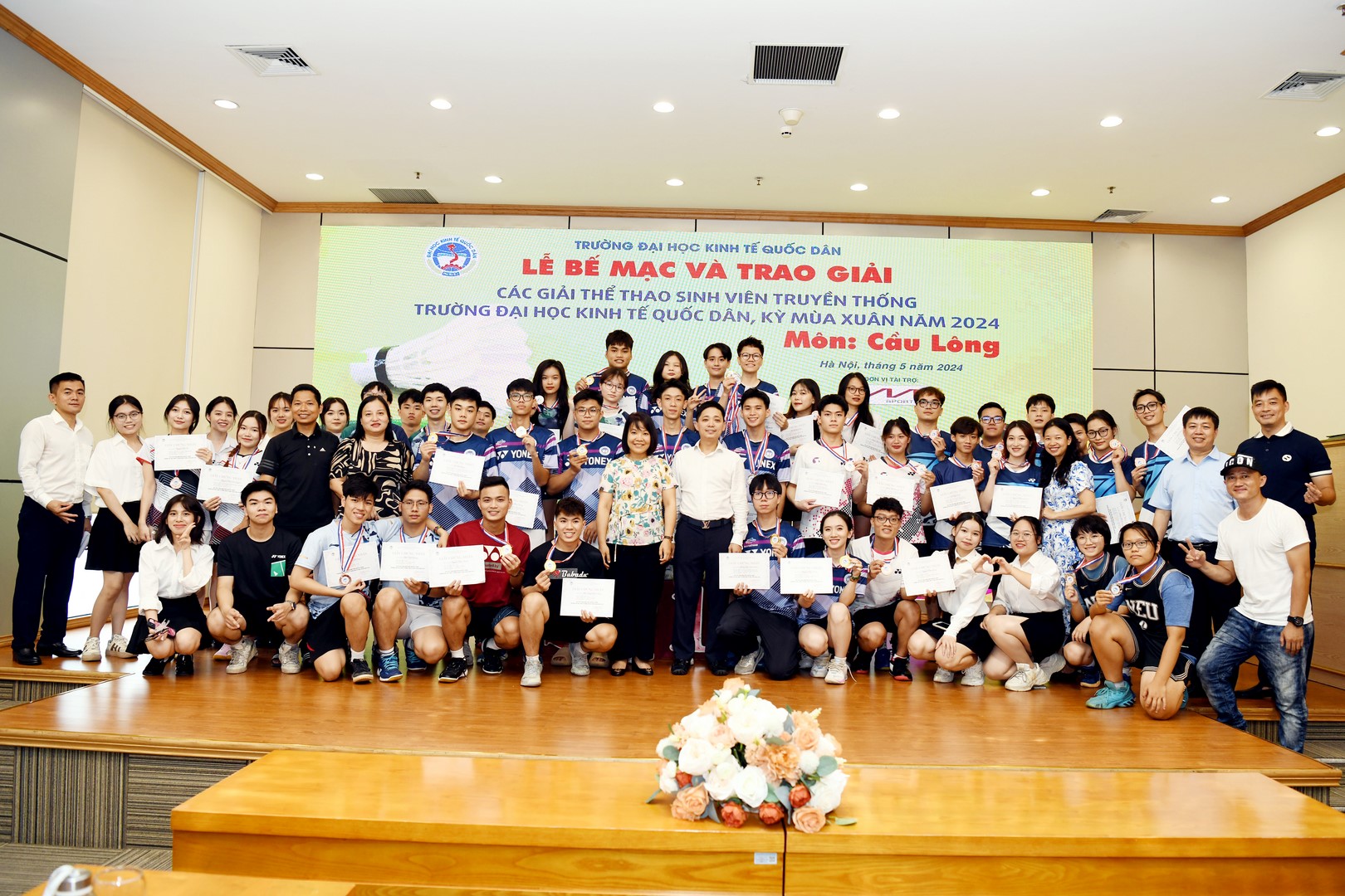 Bế mạc và trao giải các giải thể thao sinh viên truyền thống Trường Đại học Kinh tế Quốc dân kỳ mùa Xuân năm 2024