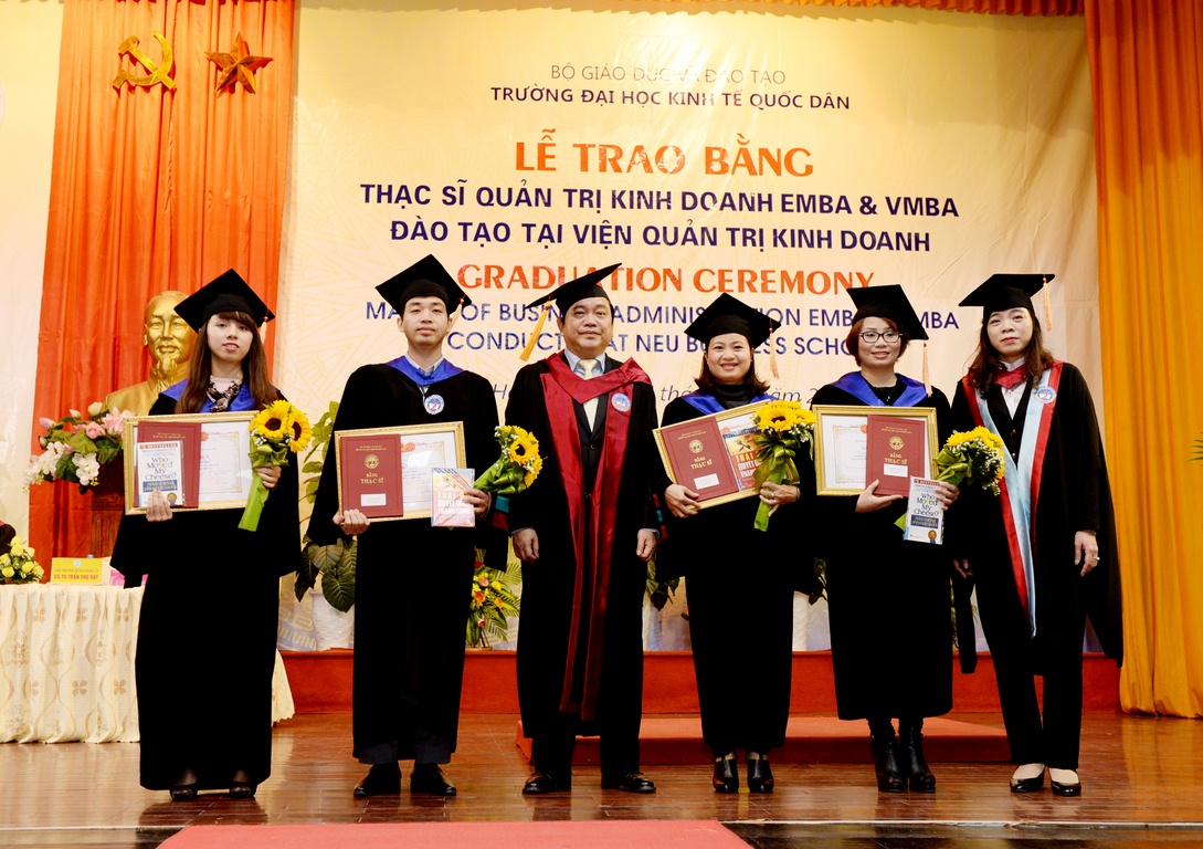 Description: C:\Users\Administrator\Desktop\MTDT\DSC_3085 (Copy).JPG