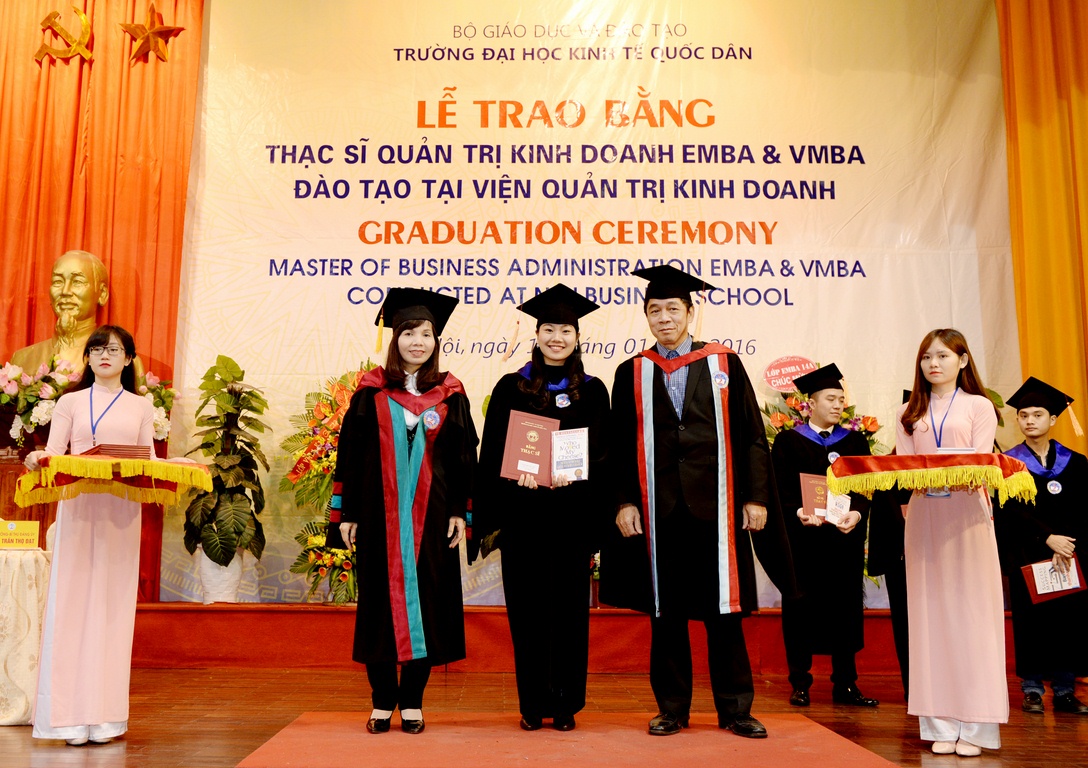 Description: C:\Users\Administrator\Desktop\MTDT\DSC_3202 (Copy).JPG