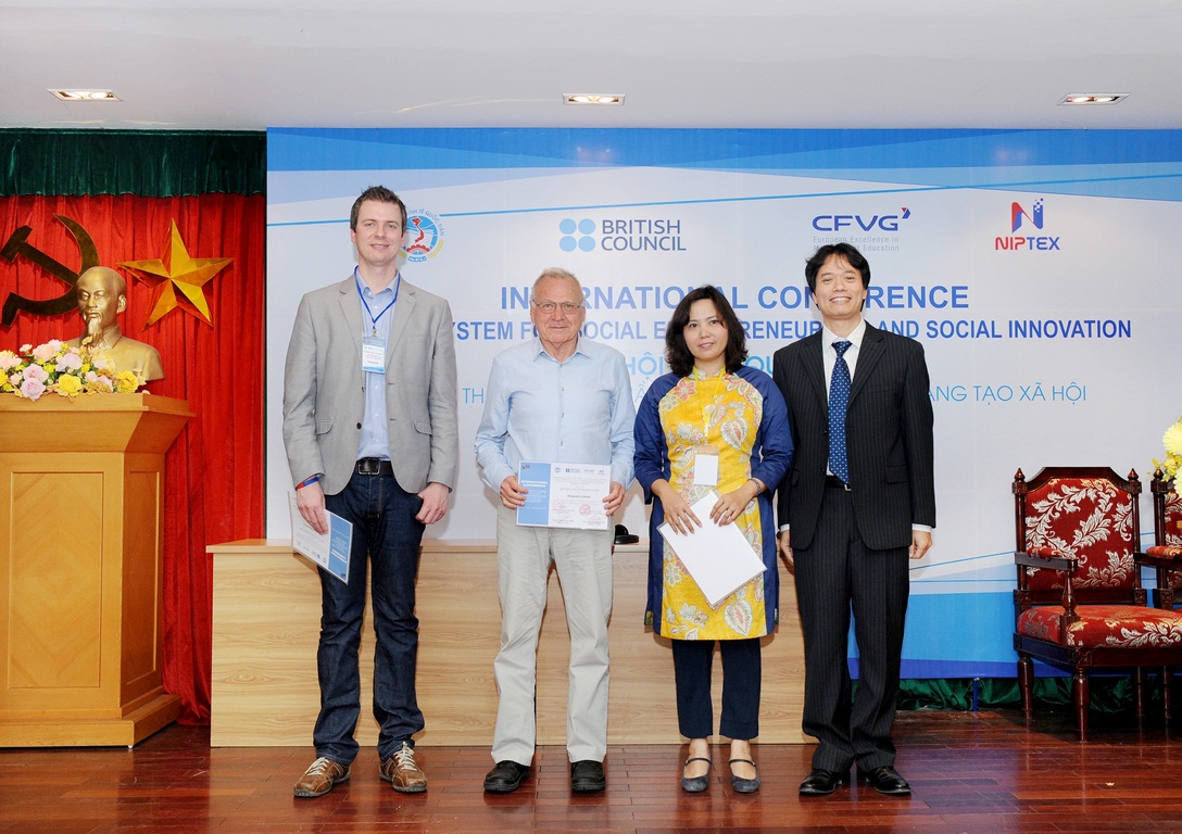 Description: C:\Users\Administrator\Desktop\Resized Images (2)\DSC_2913 (Copy).JPG