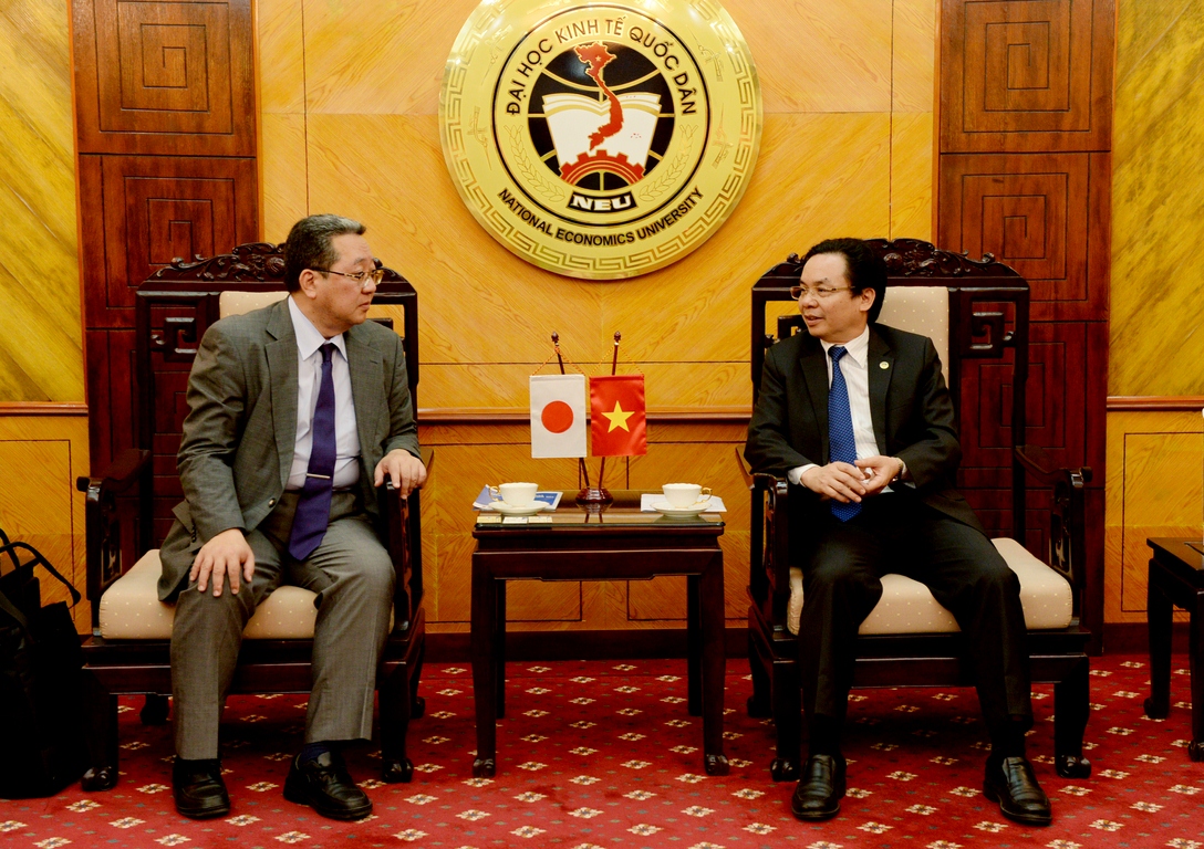 Description: C:\Users\Admin\Desktop\Resized Images\DSC_8677 (Copy).JPG