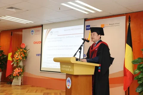 05e52efe-e996-484b-b6c6-893934a1a700