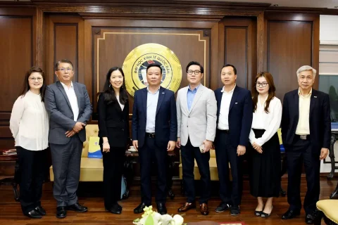 0d2fb440-4d25-498a-990e-934048893b28