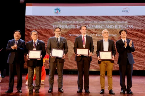 0eed83a6-2a90-4e52-9293-81a48f926b1e