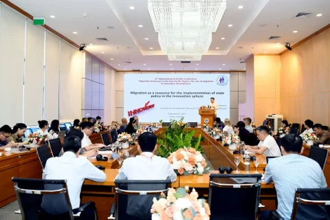 11d8febe-f43a-4a38-9759-8cc5f733040c