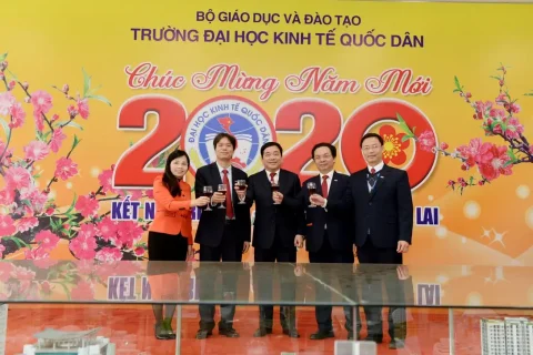 175d348d-bb63-438b-b979-066610d0c63b