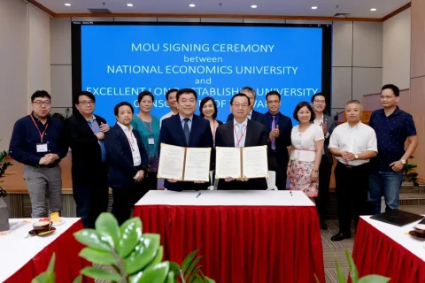 19e28417-cdba-4801-81e1-0738af0467cc