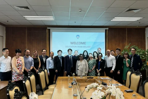 1c2b0826-b4a0-4e0d-8d06-6e4889254429