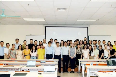 1f6d3753-a6f9-4bbc-b348-1bf517700582