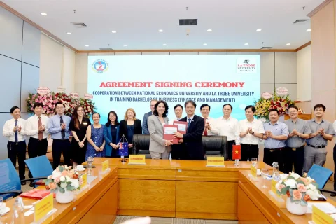 20a4e2de-4802-4062-873e-5e975da00558