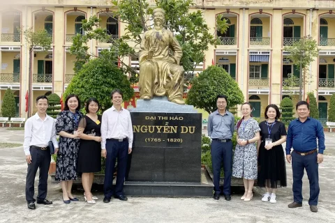 20bcf2b9-399d-453d-8f7a-8b4353de1b74