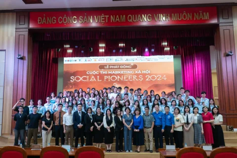 2703021b-930a-498c-9194-9e5f4243a18a