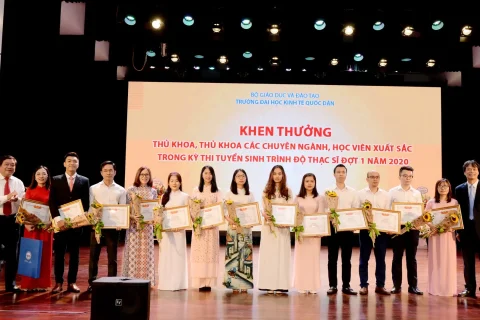 28a0c294-238b-4fdc-8ec7-dc18a4dd3ca1