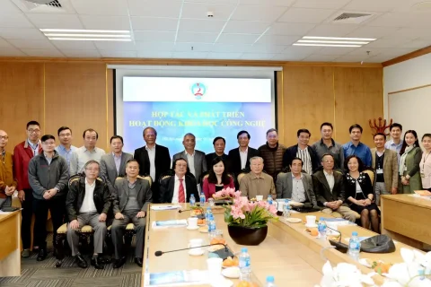 2a23e572-6fc2-4ef8-96bd-dc625088209c