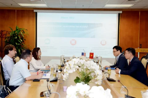 2bc0b870-435e-4a00-980b-784e98686816