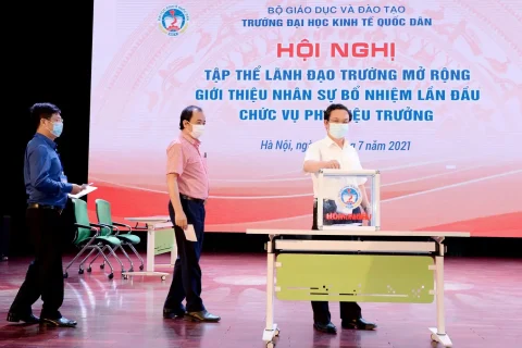 2cb804b5-aa89-4bb5-a6df-bedb7885c019