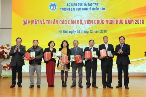 2ff95ba5-df1e-430d-bddd-da63d8bc341a