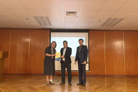 30d06553-0cfd-4d97-8a4c-71ac96ebba57