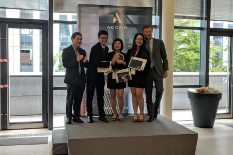 31dfae8d-63ea-4c79-b5d3-460fa45bc093