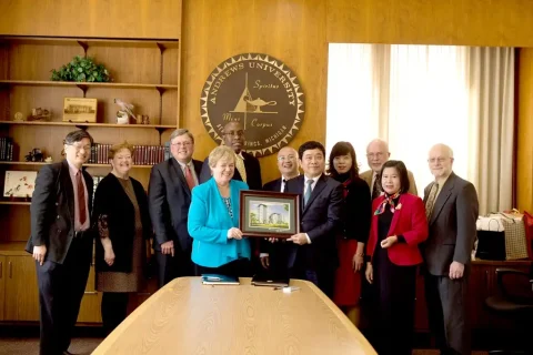 351570bf-f184-4680-ab64-1e6fbe3787aa