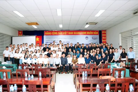 35b74777-803c-42a4-961c-7987f2a74e01