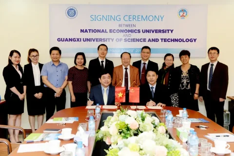 42e81a48-a670-422c-9610-aa1931299197