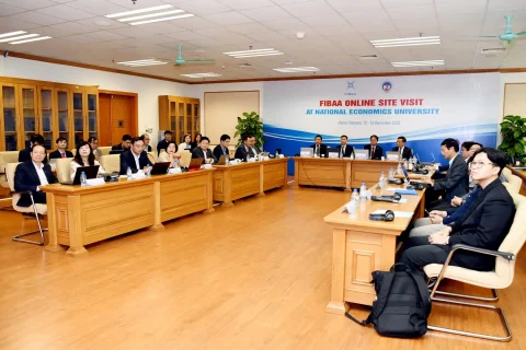 4a265eeb-ada6-4e92-9d5b-5856e80f32e0