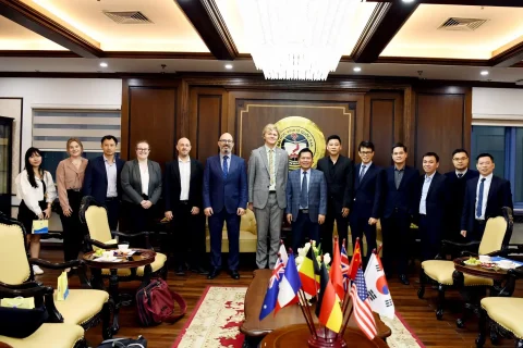 4a5ef323-a2af-4c16-b091-6711044dde8f