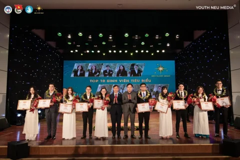 58f2101c-c3f8-490d-80d0-8c3c96a7d192