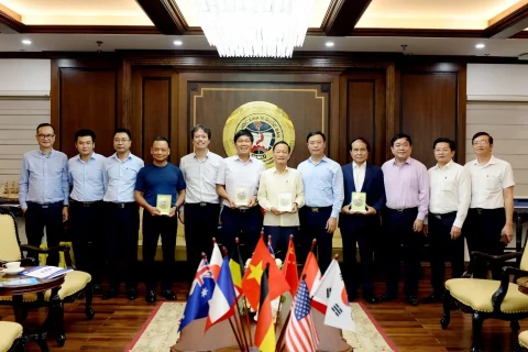 639c683e-3487-4f21-86bf-8a1570a3c618