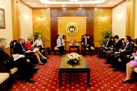 64c048ad-ed19-4c12-9c25-18c226fd84f5