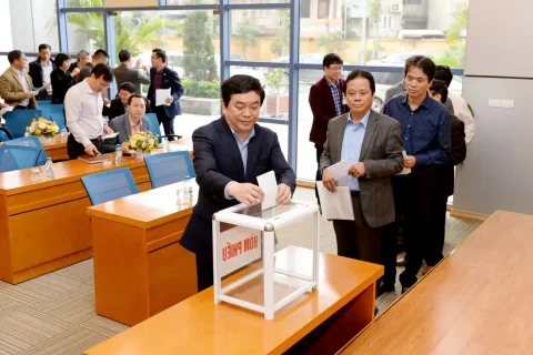 6a351417-1e45-4d6e-8c2c-fe2d78aa0697