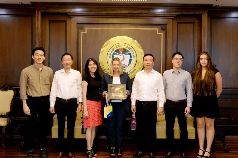 6ca61a4e-dc10-4878-b997-3669a7b51fbf