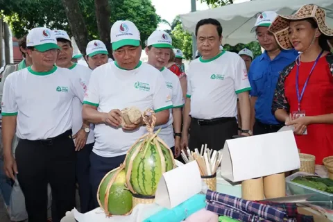 71f3951f-6069-4ae6-973f-c57598e894f7