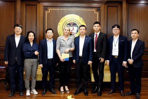 74751f63-7fef-43d8-b511-be3cec068afd