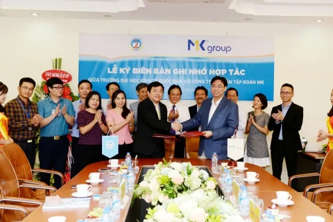 76689478-5916-42a6-ba56-6f2589892cf8