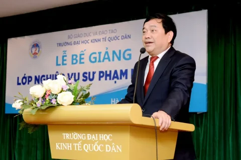 77d72b7a-7959-427d-a7bb-c187f7e2c74a