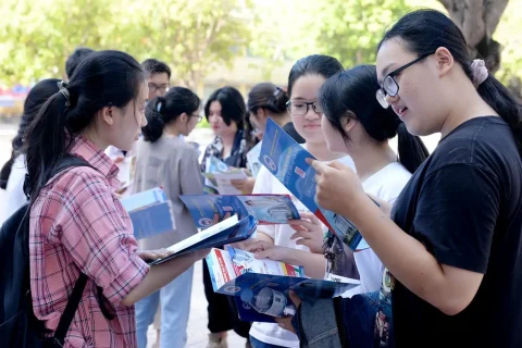 83f7ede4-b485-48c0-a6ff-c4f1ae2db9a7