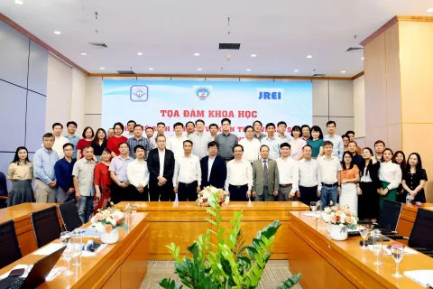 877eb980-3c08-4dd9-a092-5a72ae699081