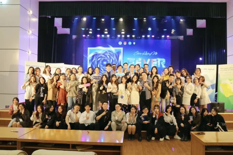 89d3e50f-45dc-4f87-901b-c3b461712c5d