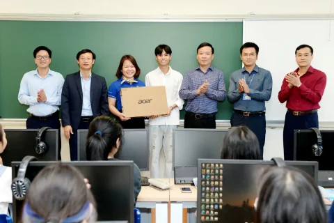 8c92bcb9-d499-4bfa-9b64-98c893644f8e