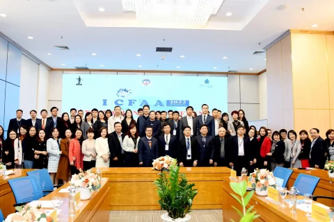 8cac7f9e-9c43-4346-97c7-9aa232f04d2e