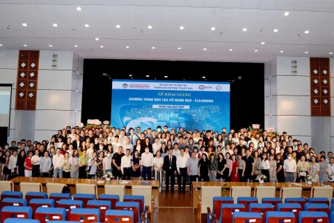 8cdf6904-ff54-46b4-81bc-482bc596bf2e