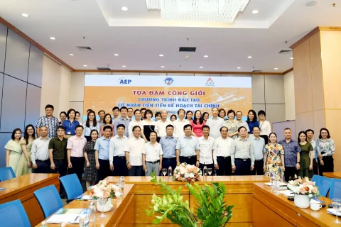 8ce3beef-bfb2-4a35-a4bf-366198c45272