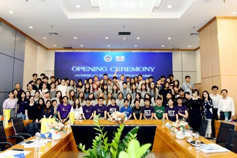 8f226dcf-f341-4e4c-aabd-073e95ab7145