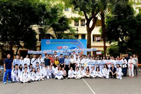 9008f3ab-f7a5-4ccd-9ed4-e07c1e409b30