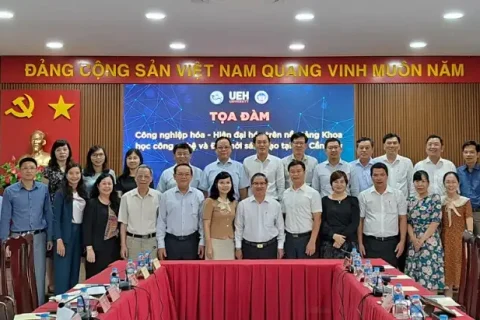 95b06f53-24d2-4371-bc3a-a95f531902cc