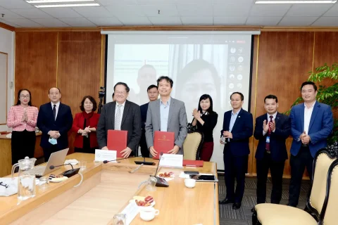 9624eae3-0106-497e-892c-88f99bdb3a66