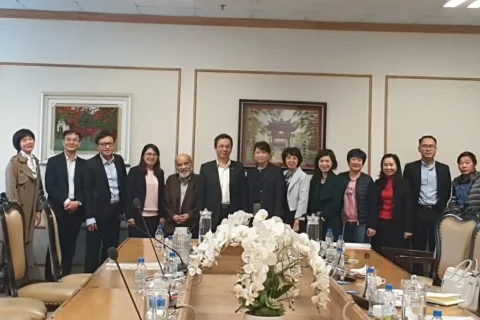 98f9f2c1-f86b-41cb-8fbb-df543a8b7dd3