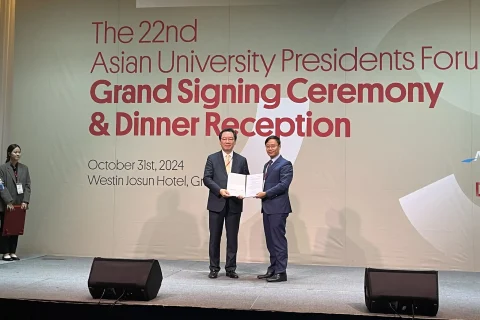 9b984e92-d6c3-4a46-80a3-a59e533faa70